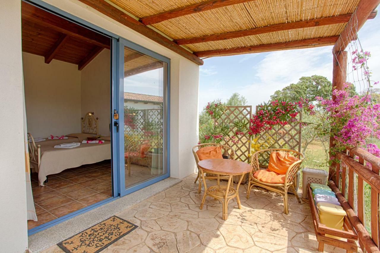 Agriturismo Mieleamaro Villa Olbia Kültér fotó